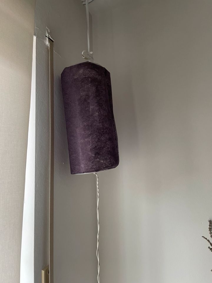 Lampe aus Stoff in lila in Bad Salzuflen