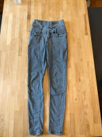 Graue highwaist Jeans Bayern - Genderkingen Vorschau