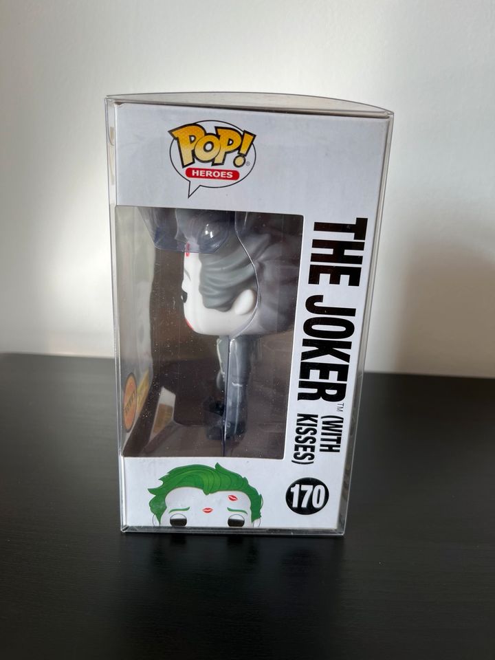 Funko POP! Chase Joker with Kisses #170 