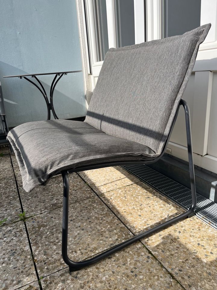 Bequemer Loungesessel für Garten oder Balkon in München