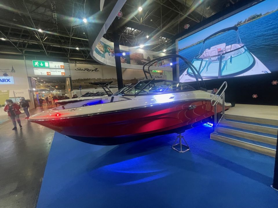 Sea Ray 210 SPX 2024 NEUES MODELL JETZT BESTELLEN FÜR 2024 in Berlin