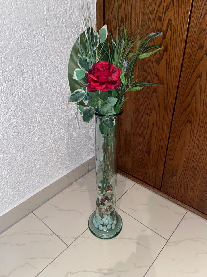 Vase gros groẞ 2x vorhanden bodenvase in Erlenbach am Main 