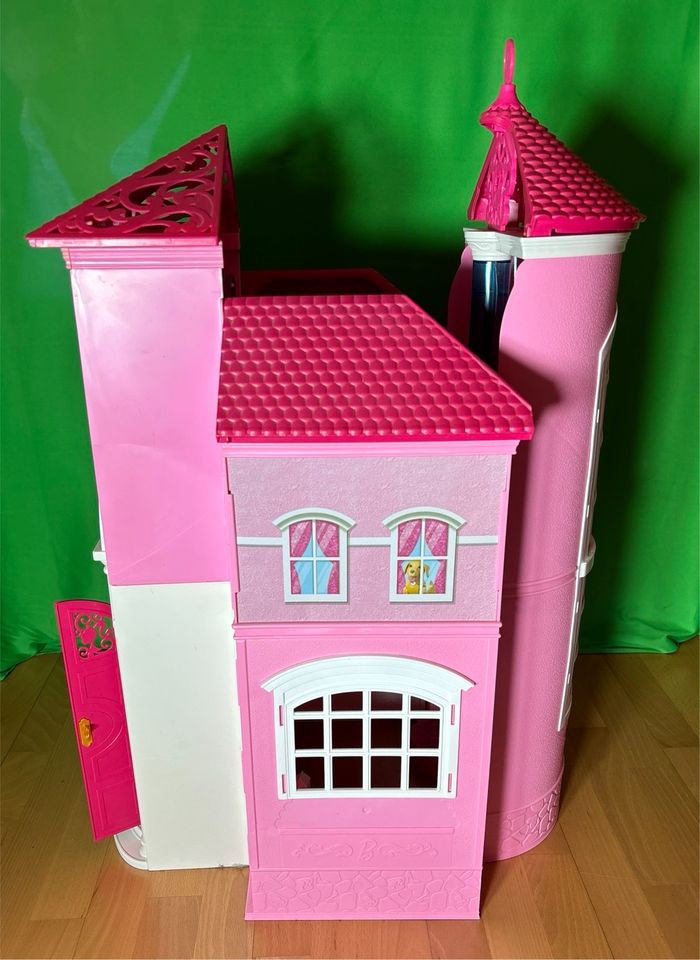 Barbie Traumhaus Villa in München