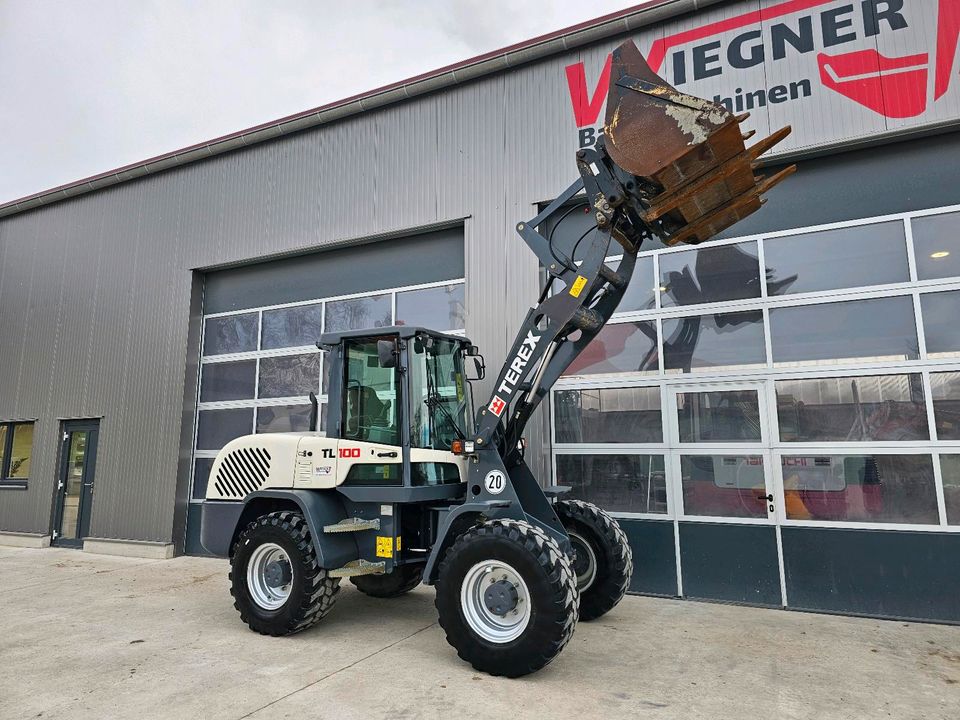 *TEREX TL100* (INKL MWST) 6to Radlader Hoflader Lader Schaufel Palettengabel ähnl. Yanmar V100 V120 V80 Schaeff SKL844 SKL854 SKL834 in Wettringen