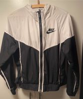 Damen Nike Jacke (wie neu) Berlin - Köpenick Vorschau