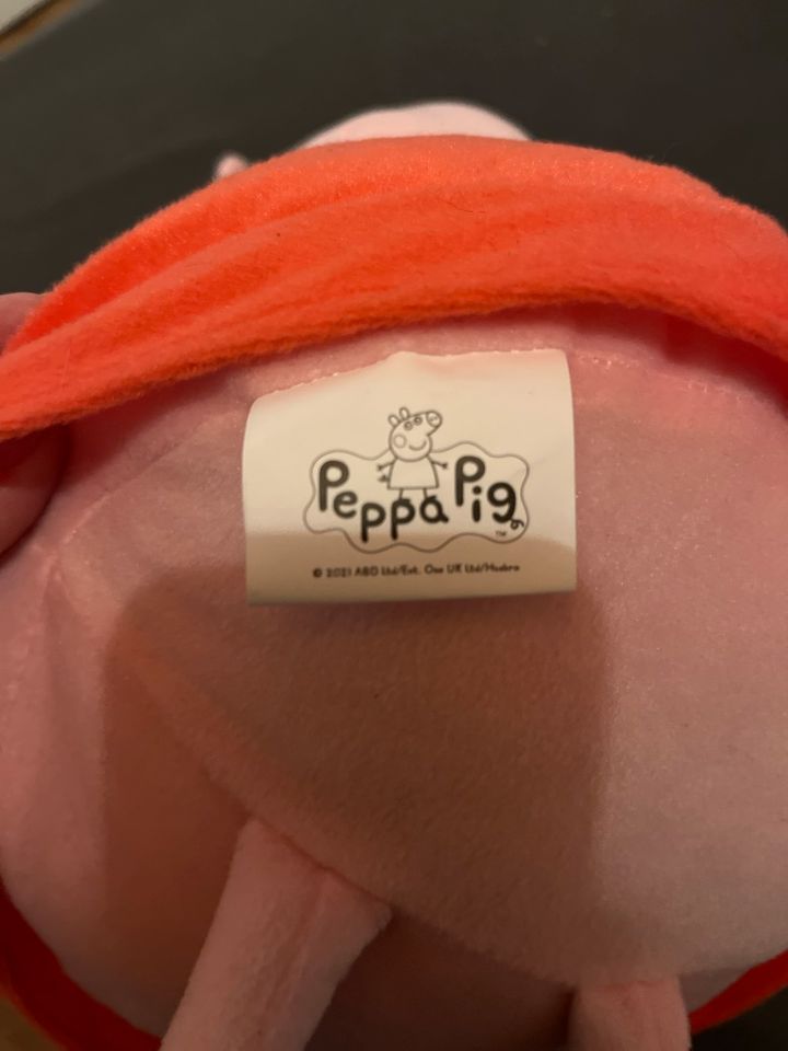 Peppa Pig Plüschtier in Zeven