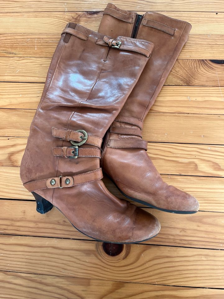 Stiefel, Leder, Gr. 37, braun in Illingen