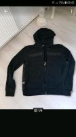 Sweatjacke mit Kapuze gr m  Minute Original neuwertig Nordrhein-Westfalen - Gummersbach Vorschau