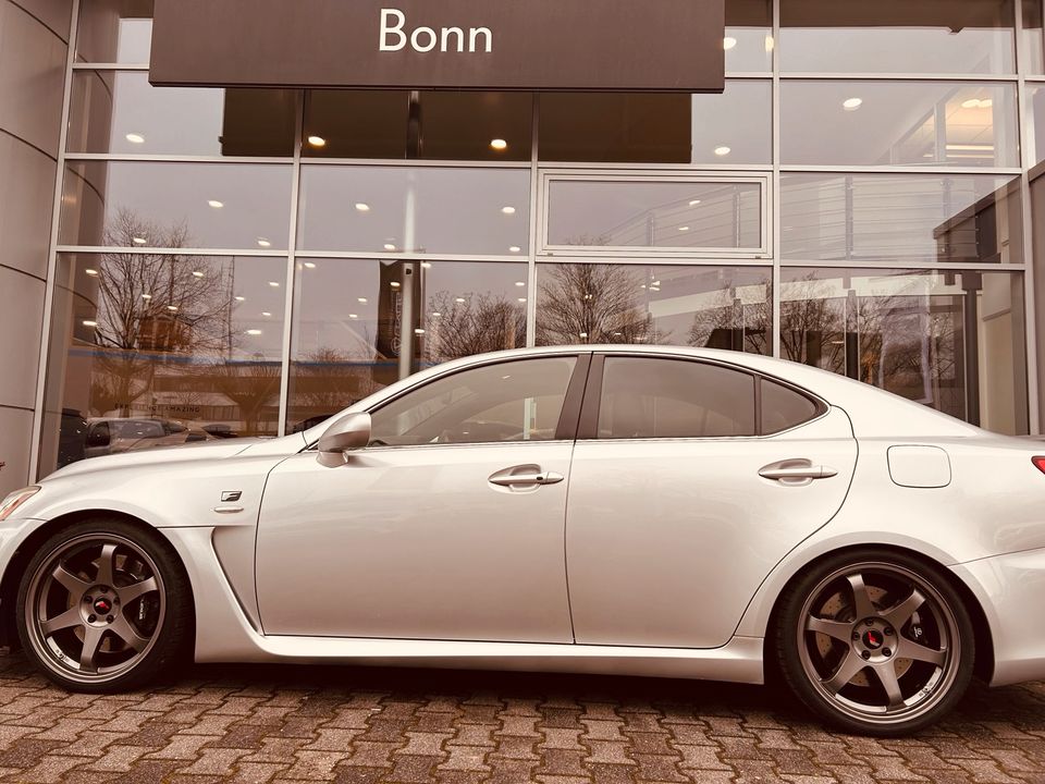 Lexus IS-F 5.0 V8 in Bonn