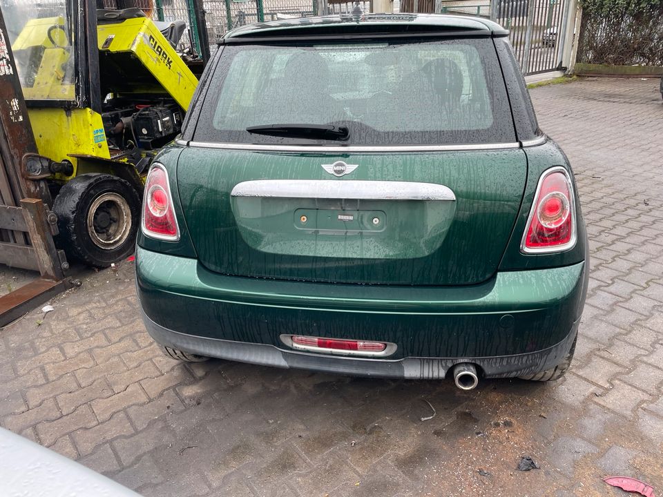 Schlachtfest Mini R56 R55 R57 Haube Stoßstange Tür Träger N16 in Bochum