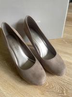Hohe Schuhe Bayern - Würzburg Vorschau