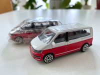 Majorette VW T6 Bulli Multivan in der bicolorfarbe rot-weiß Berlin - Reinickendorf Vorschau