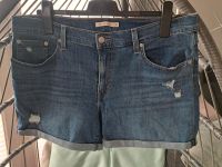 Levis Jeans-Shorts Gr.33 Niedersachsen - Winsen (Luhe) Vorschau