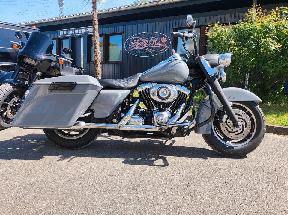 Harley*Road King*Police*1690* in Neubrandenburg