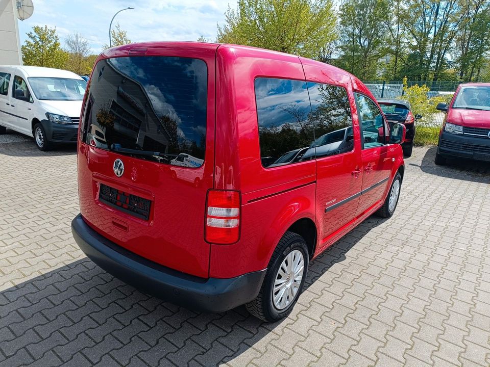 Volkswagen Caddy Kombi Soccer Trendline in Siegenburg