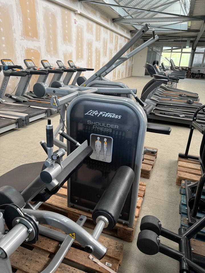 Life Fitness Circuit Zirkel 10er Set Garantie Physio Reha Fitness in Nordkirchen
