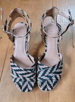 Peeptoes Pumps H&M Gr. 38 Ethno Boho gemustert Keilabsatz Sandale Rheinland-Pfalz - Speicher Vorschau