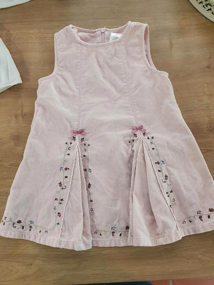 Gymboree Kleid Cordkleid 92 rosa Feincord Blumen Strickjacke HEMA in Bremen