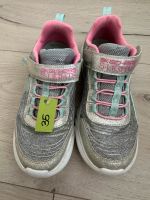 Skechers Turnschuhe mit Blinklicht Baden-Württemberg - Neuhausen Vorschau