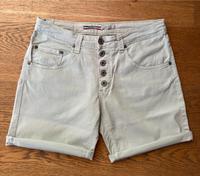 Please P88 Shorts Gr. M Lindgrün Hannover - Linden-Limmer Vorschau