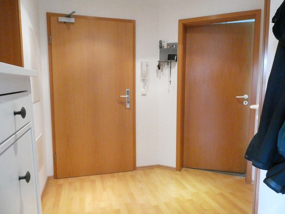 Attraktive 2-Zi.-DG-Wohnung mit Dachterrasse und TG-Stellplatz in guter Lage von Schweinfurt in Schweinfurt