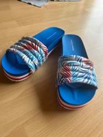 Tommy Hilfiger Schlappen Gr.39,5 neuwertig! Rheinland-Pfalz - Rheinböllen Vorschau