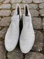 Verspielte Damenschuhe / Stiefeletten Hessen - Fuldatal Vorschau