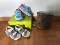 3 Kinder Schuhe Gr 23 Sneaker Adidas neo Cupcake Sandalen Stiefel Nordrhein-Westfalen - Krefeld Vorschau