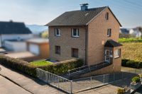 Familienglück - Einfamilienhaus mit großem Grundstück Nordrhein-Westfalen - Arnsberg Vorschau