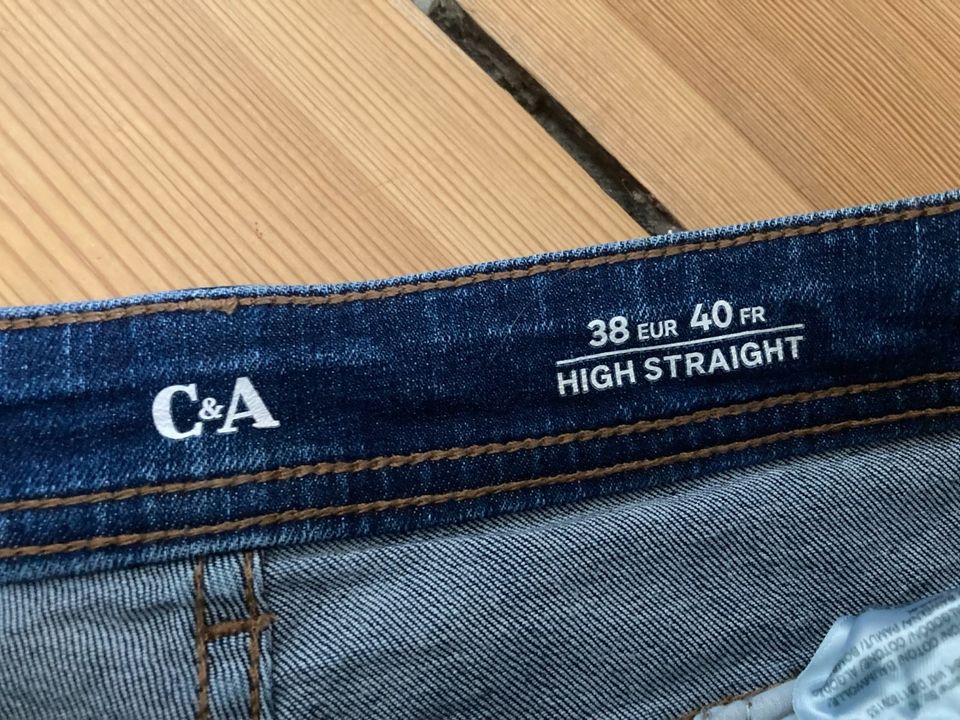 Jeans, C&A, Gr. 38, High Straight, Versand möglich in Berlin