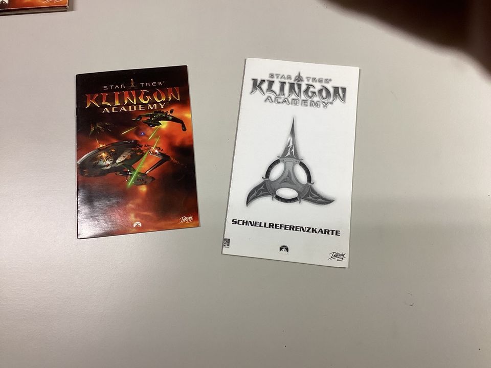 Computerspiel Star Trek Klingon Academy mit Booklets in Bünde