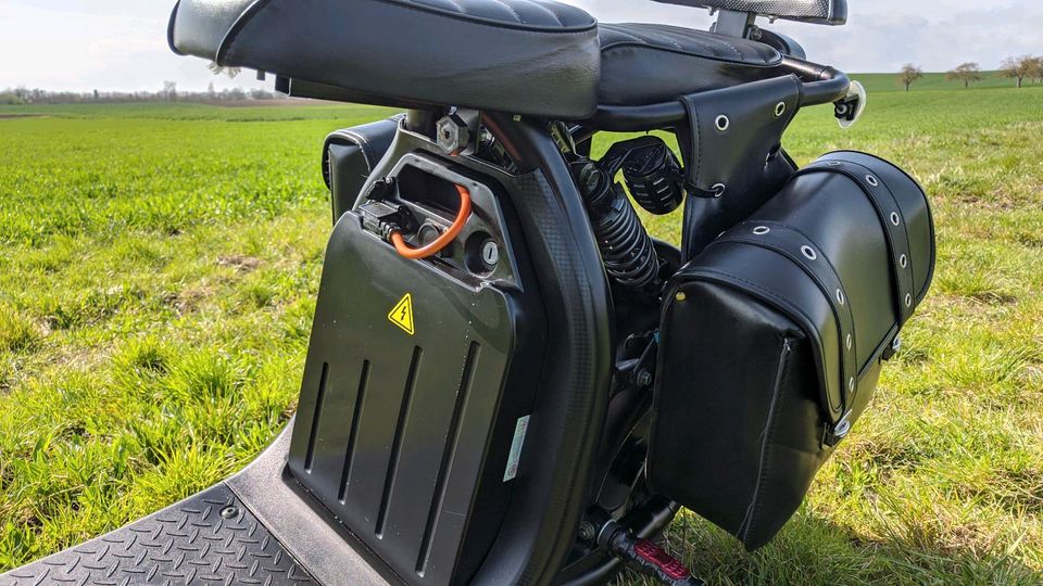 Neuwertig ‼️ S10 Cruzer E- Chopper in Lich