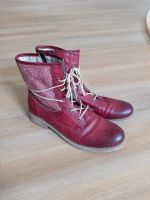 Rote Stiefelette Aachen - Laurensberg Vorschau