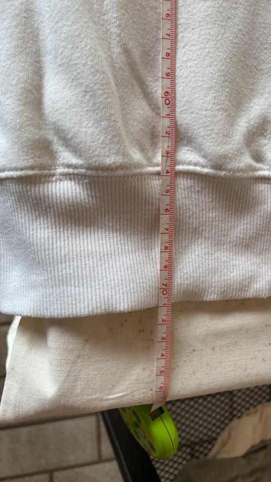 Sweater mit Kapuze weiß „North Face“ neuwertig in Pfarrkirchen