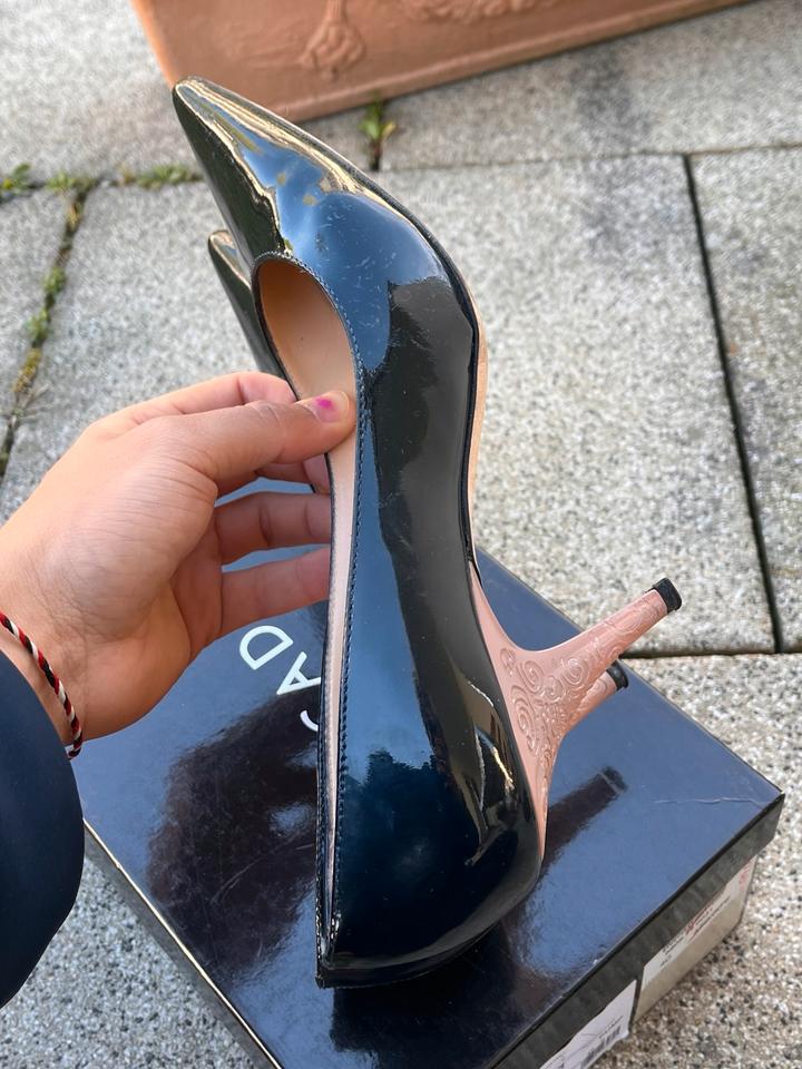 Escada 9310 Pumps Lack schwarz 100% Leka; made in Italy EU 40 in München