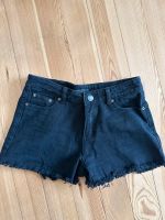 Schwarze Jeansshort von liquor n Poker München - Schwabing-West Vorschau