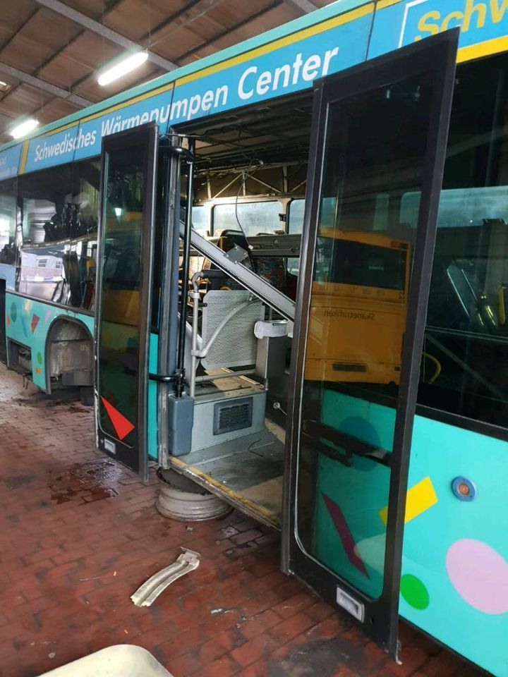 Bus türen Omnibus citaro setra MAN Mercedes Neoplan Fenster Sitze in Hamburg