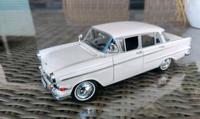 Opel Kapitän Revell 1:18 Modellauto Niedersachsen - Wesendorf Vorschau