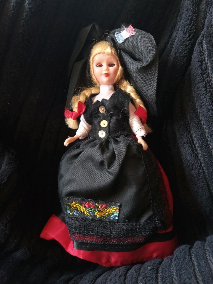 Puppe Elsass Dekoration Andenken in Köln
