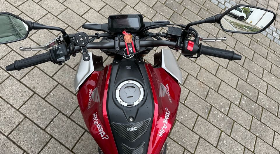 Motorrad HONDA CBF 125 in Schriesheim