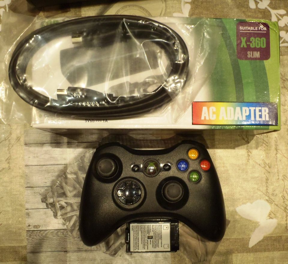Xbox 360 250GB Slim+Controller+kables+3 Spielen in Herford