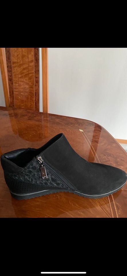 Damen Schuhe schwarz Gr. 40 Stiefeletten Gerry Weber in Limburgerhof