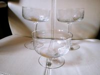 2 Sektschalen /-gläser u. 1 Glasschale von Gallo mit Rose Nordrhein-Westfalen - Goch Vorschau