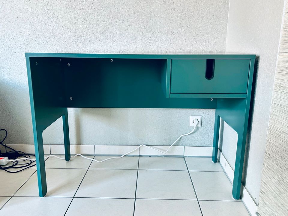 Tenzo Uno Schreibtisch B105 x T50 x H75 cm nur 2 Monate benutzt in Köln