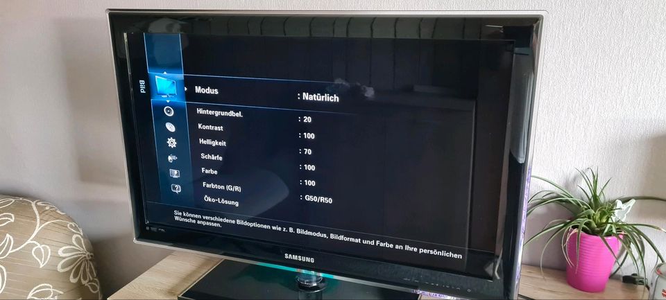 Samsung TV 32 Zoll in Bad Lauchstädt