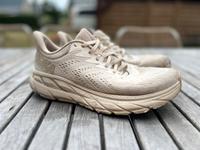 Hoka One One Clifton Gr. 45 1/3 Laufschuhe Marathon Sachsen - Wurzen Vorschau