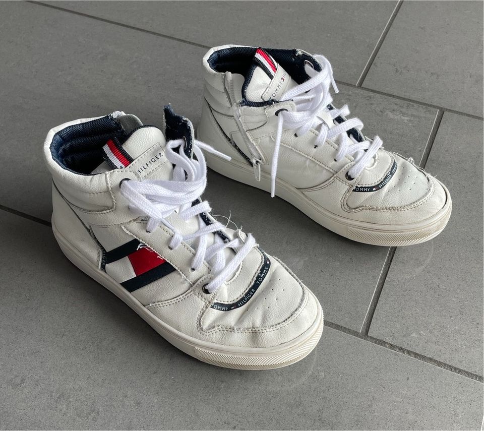 Sneaker Tommy Hilfiger weiß 36 in Lippstadt