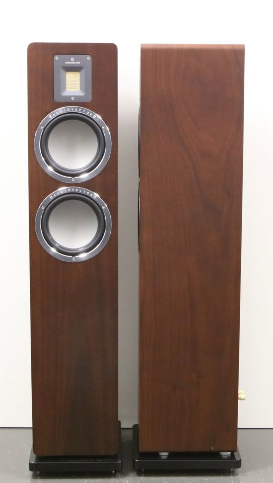 Audiovector QR3 darc walnut High-End Standlautsprecher in Pforzheim