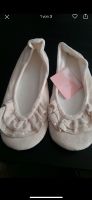 Neue hübsche Hausschuhballerina Gr.37 v. Little Rose/ beige/ Str Sachsen-Anhalt - Halle Vorschau