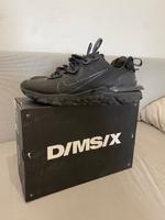 Schuhe/Sneaker Nike React, gebraucht, Gr. EUR 44 schwarz Hessen - Beselich Vorschau